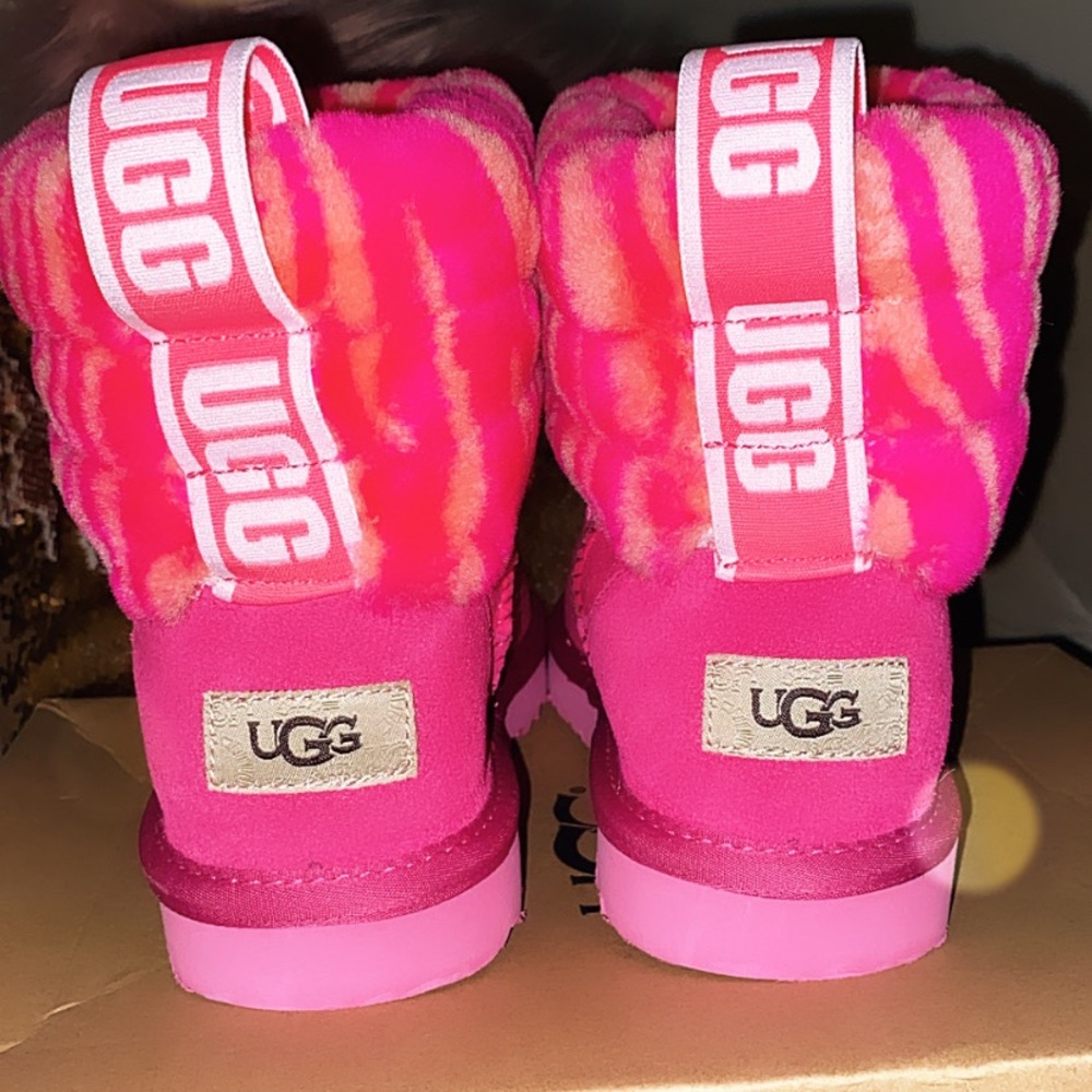 Pink ugg boots